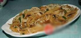 凉拌金针菇黄花菜
